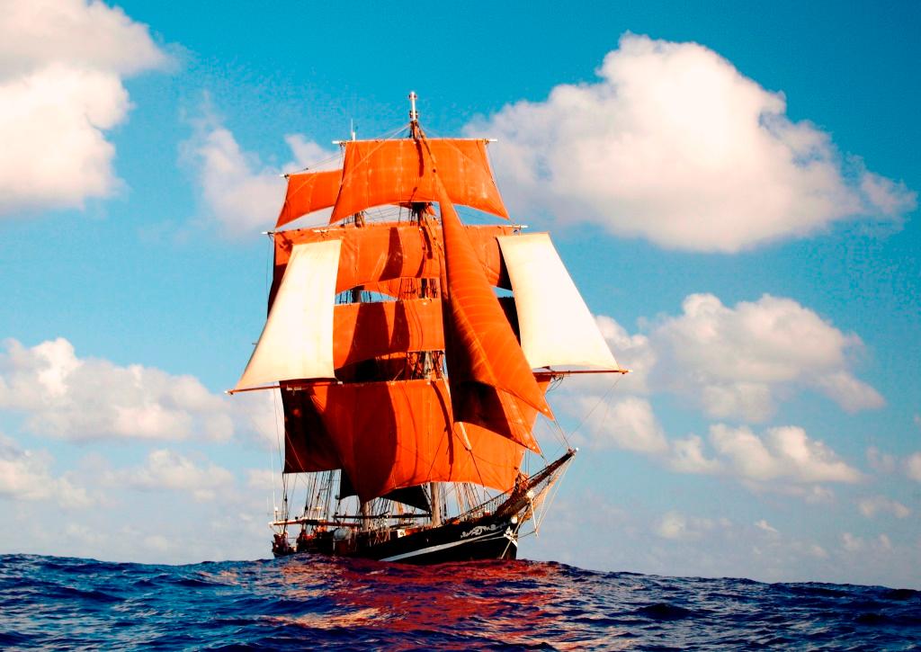 Tall Ship 'Eye of the Wind' under full sails. © Ina Trumpfheller